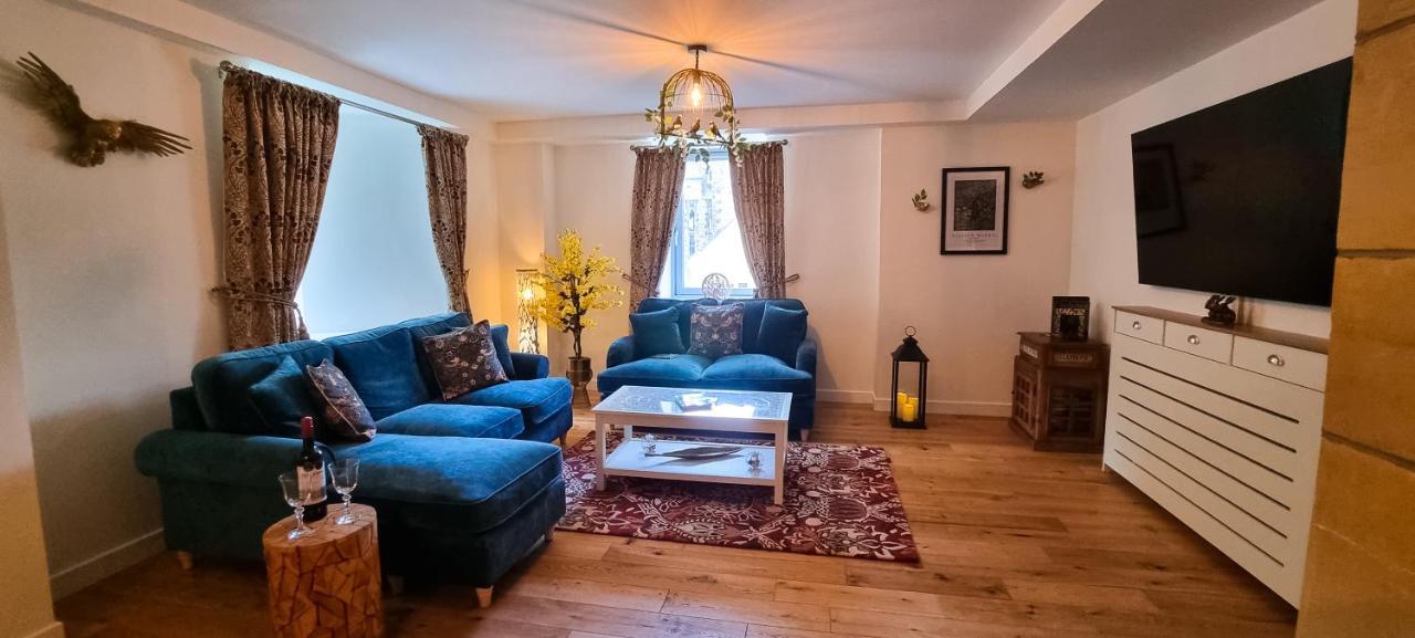 Appartement Loch Ness - Luxury Highland Retreat In Scotland à Fort Augustus Extérieur photo